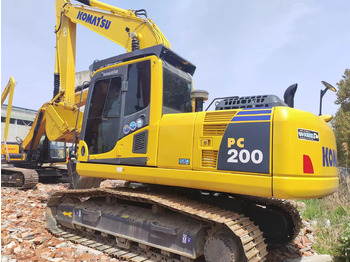 Ερπυστριοφόρος εκσκαφέας KOMATSU PC200-8: φωτογραφία 1