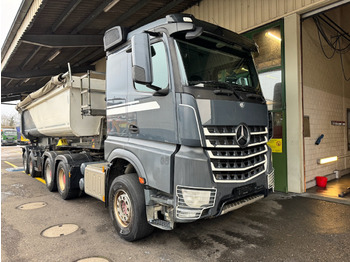 Φορτηγό ανατρεπόμενο MERCEDES-BENZ Arocs 2648