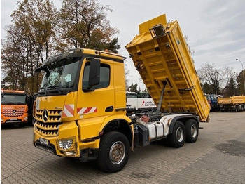 Φορτηγό ανατρεπόμενο MERCEDES-BENZ Arocs 2648