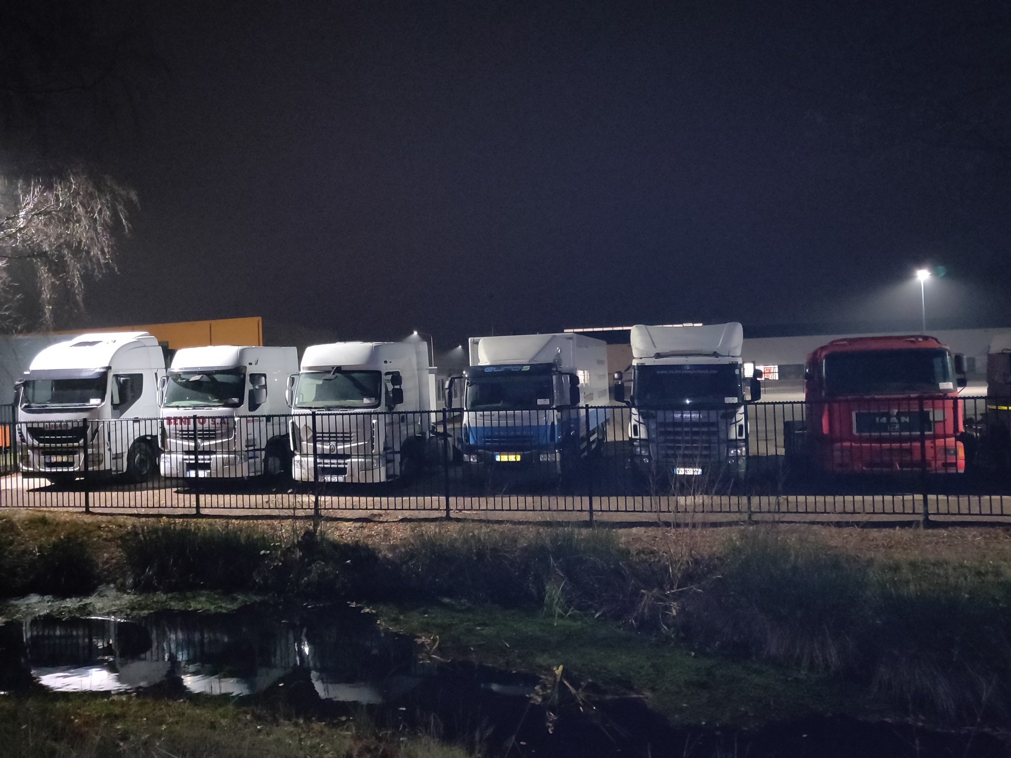 Truck Trading Holland - Οχήματα προς πώληση undefined: φωτογραφία 21