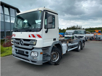 Φορτηγό σασί MERCEDES-BENZ Actros 2532