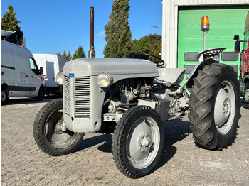 Τρακτέρ MASSEY FERGUSON