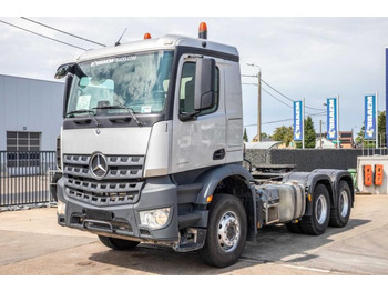 Τράκτορας MERCEDES-BENZ Arocs 2645