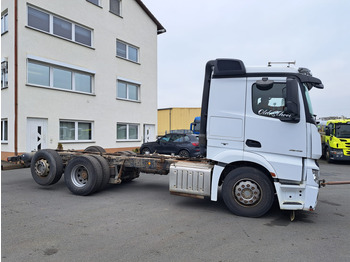 Φορτηγό σασί MERCEDES-BENZ Actros 2545