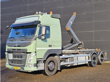 Φορτηγό φόρτωσης γάντζου VOLVO FM 420