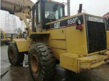 Ελαστιχοφόρος φορτωτής CATERPILLAR 950F