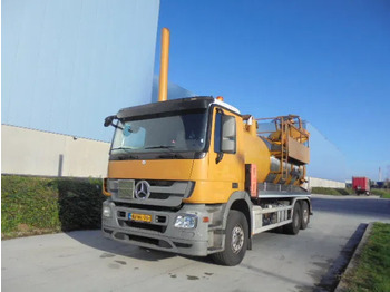 Όχημα εκκένωσης βόθρων MERCEDES-BENZ Actros 2532