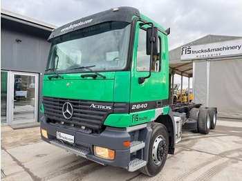 Φορτηγό σασί MERCEDES-BENZ Actros 2640