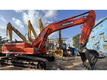 Ερπυστριοφόρος εκσκαφέας DOOSAN DX300LC