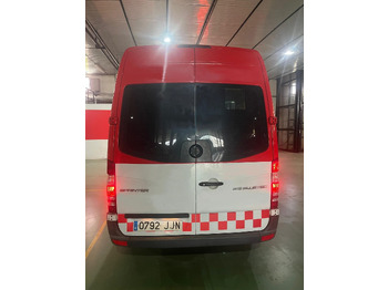 Ασθενοφόρο MERCEDES BENZ AMBULANCE FOR REDUCED MOBILITY PERSONS Sprinter 313 CDI(15 units): φωτογραφία 2