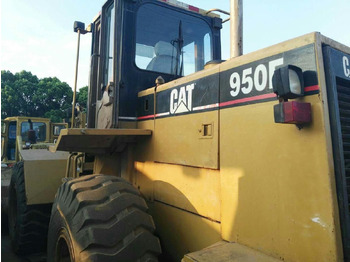 Ελαστιχοφόρος φορτωτής CATERPILLAR 950F