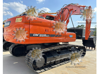 Ερπυστριοφόρος εκσκαφέας DOOSAN DX225LC