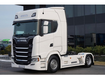 Τράκτορας SCANIA S 520