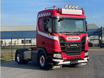 Τράκτορας SCANIA R 450