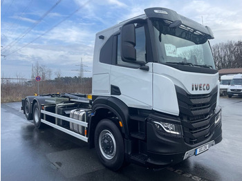 Φορτηγό φόρτωσης γάντζου IVECO X-WAY