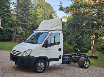 Φορτηγό σασί IVECO Daily 35C15