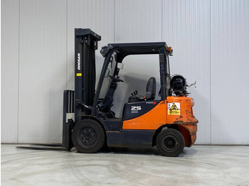 Leasing Doosan G25P-5 Doosan G25P-5: φωτογραφία 2