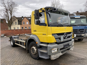 Φορτηγό φόρτωσης γάντζου Mercedes-Benz Axor 1829: φωτογραφία 2