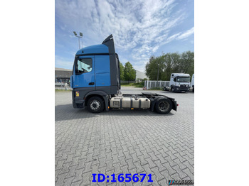 Τράκτορας MERCEDES-BENZ Actros 1842