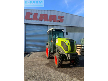 Τρακτέρ CLAAS Nexos 220