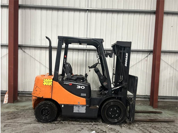 Leasing Doosan D30S-5  Doosan D30S-5: φωτογραφία 5