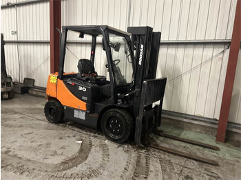 Leasing Doosan D30S-5  Doosan D30S-5: φωτογραφία 4