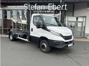 Φορτηγό φόρτωσης γάντζου IVECO Daily 70c18