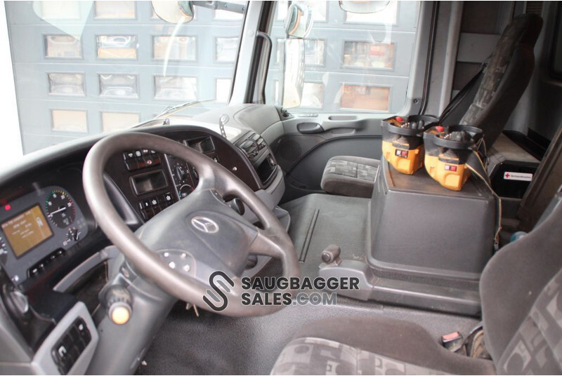 Όχημα εκκένωσης βόθρων Mercedes-Benz Actros 4144 RSP 2006 Saugbagger: φωτογραφία 12