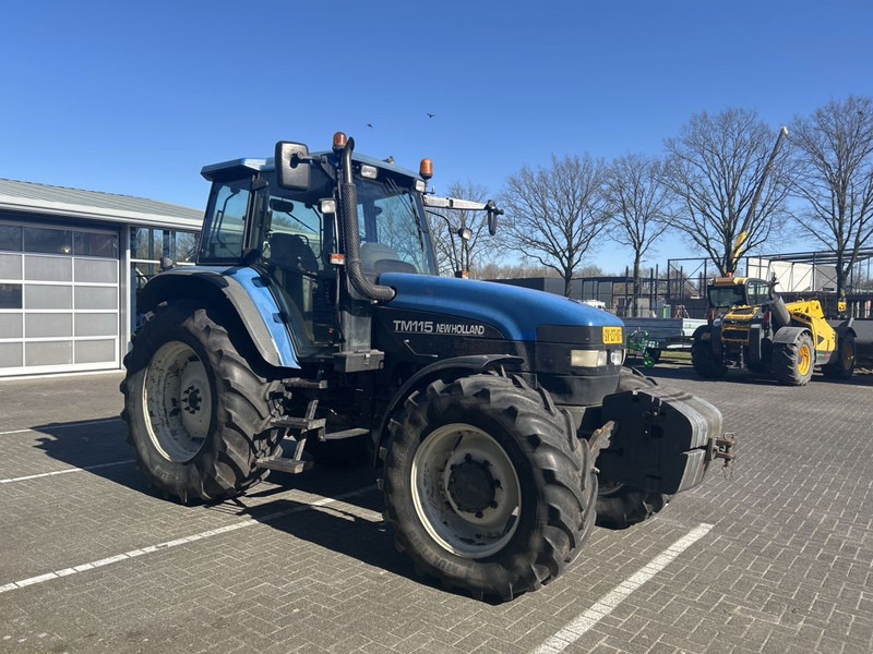 Τρακτέρ New Holland New Holland TM 115: φωτογραφία 9