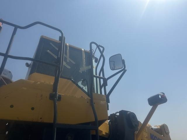 Ελαστιχοφόρος φορτωτής Komatsu WA600-6R: φωτογραφία 19