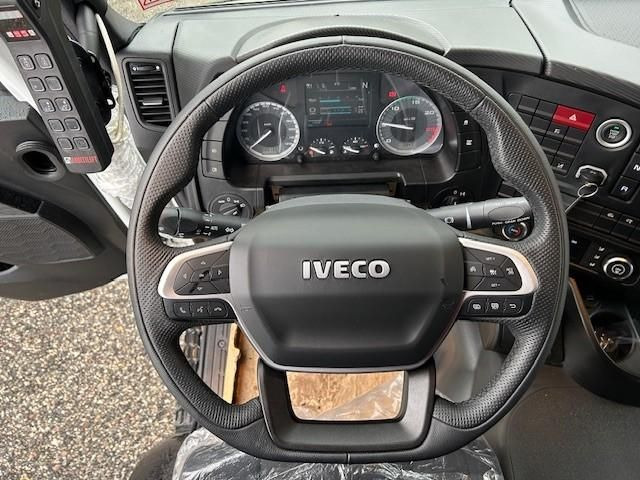 Leasing Iveco X-WAY AS280X49Y/PS ON Abrollkipper Hiab  21S....  Iveco X-WAY AS280X49Y/PS ON Abrollkipper Hiab  21S....: φωτογραφία 10