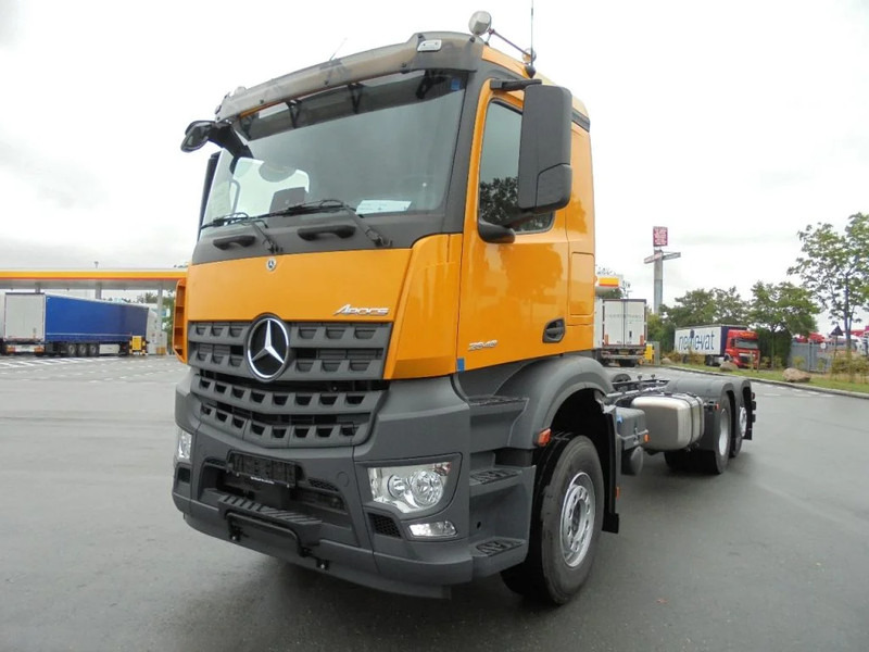 Καινούριο Φορτηγό σασί Mercedes-Benz Arocs AROCS 2848 6X2: φωτογραφία 1