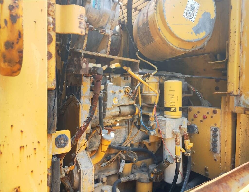 Ελαστιχοφόρος φορτωτής Caterpillar 950 F: φωτογραφία 8