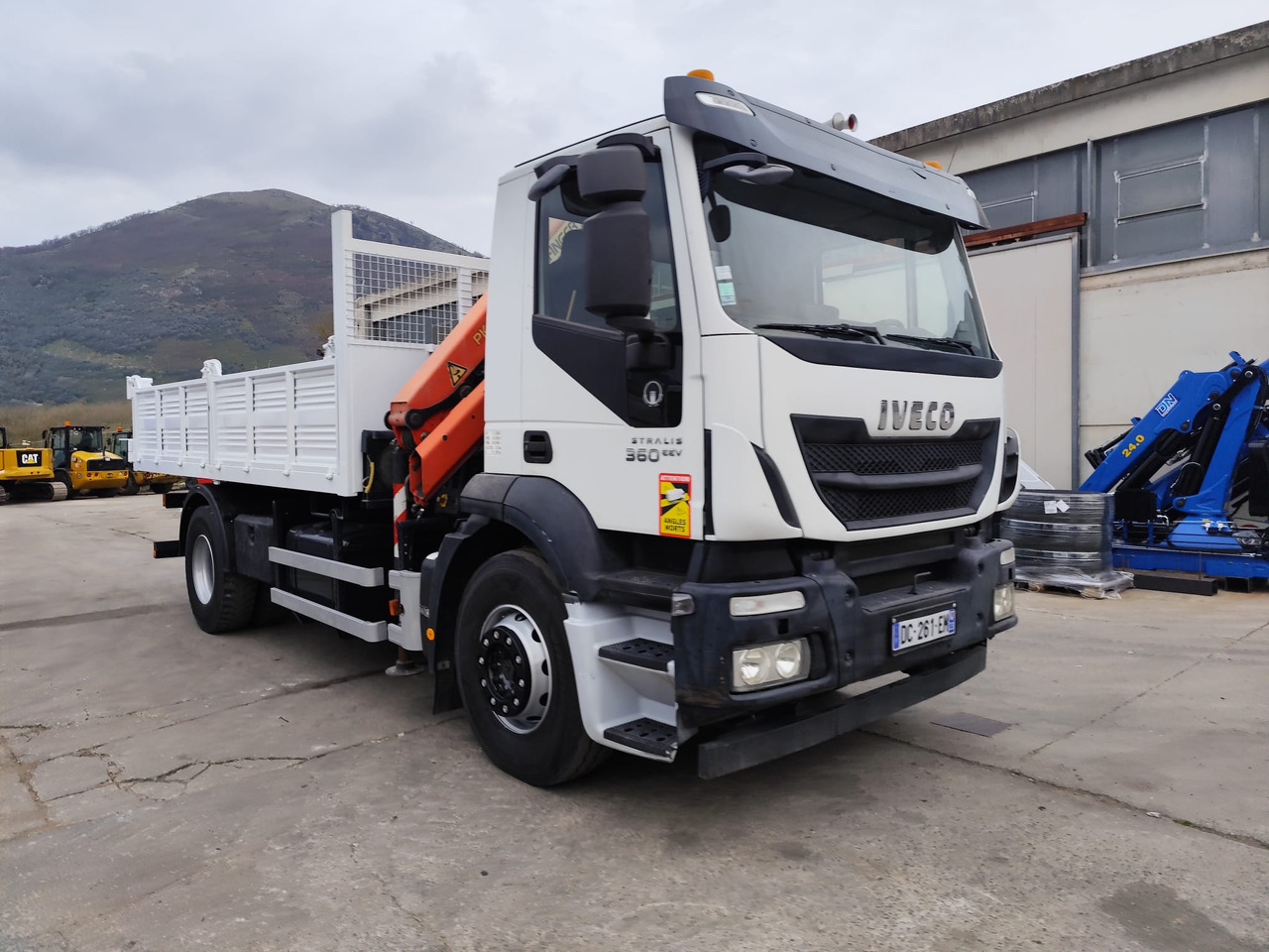 Φορτηγό με γερανό IVECO STRALIS AD 190S36: φωτογραφία 19