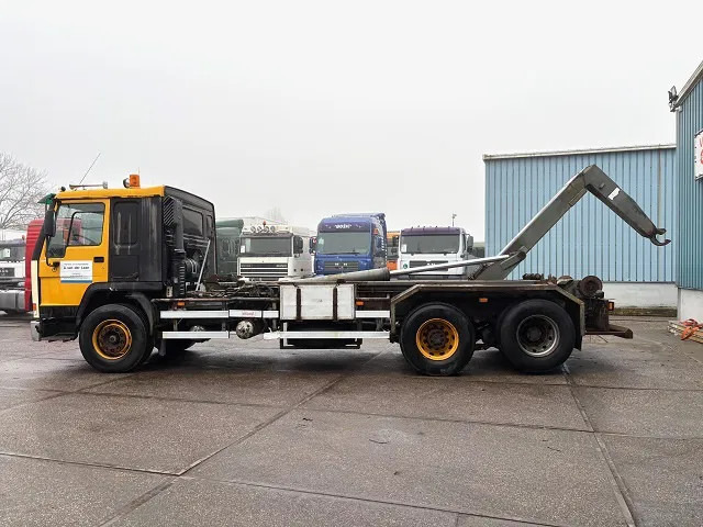 Leasing Volvo FL 12.380 6x2 A-RIDE (ORIGINAL DUTCH) HOOK-ARM CONTAINER SYSTEM (FULL STEEL SUSPENSION / REDUCTION AXLE / 10 TIRES / 8.000 KG. F Volvo FL 12.380 6x2 A-RIDE (ORIGINAL DUTCH) HOOK-ARM CONTAINER SYSTEM (FULL STEEL SUSPENSION / REDUCTION AXLE / 10 TIRES / 8.000 KG. F: φωτογραφία 6