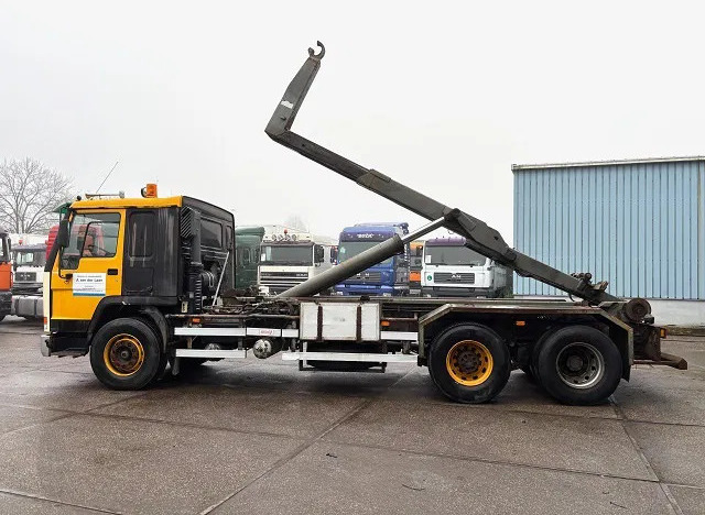 Leasing Volvo FL 12.380 6x2 A-RIDE (ORIGINAL DUTCH) HOOK-ARM CONTAINER SYSTEM (FULL STEEL SUSPENSION / REDUCTION AXLE / 10 TIRES / 8.000 KG. F Volvo FL 12.380 6x2 A-RIDE (ORIGINAL DUTCH) HOOK-ARM CONTAINER SYSTEM (FULL STEEL SUSPENSION / REDUCTION AXLE / 10 TIRES / 8.000 KG. F: φωτογραφία 7