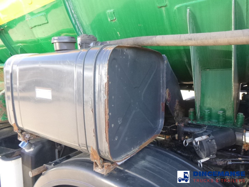 Όχημα εκκένωσης βόθρων Mercedes-Benz Axor 3236 8x4 RHD vacuum tank: φωτογραφία 17