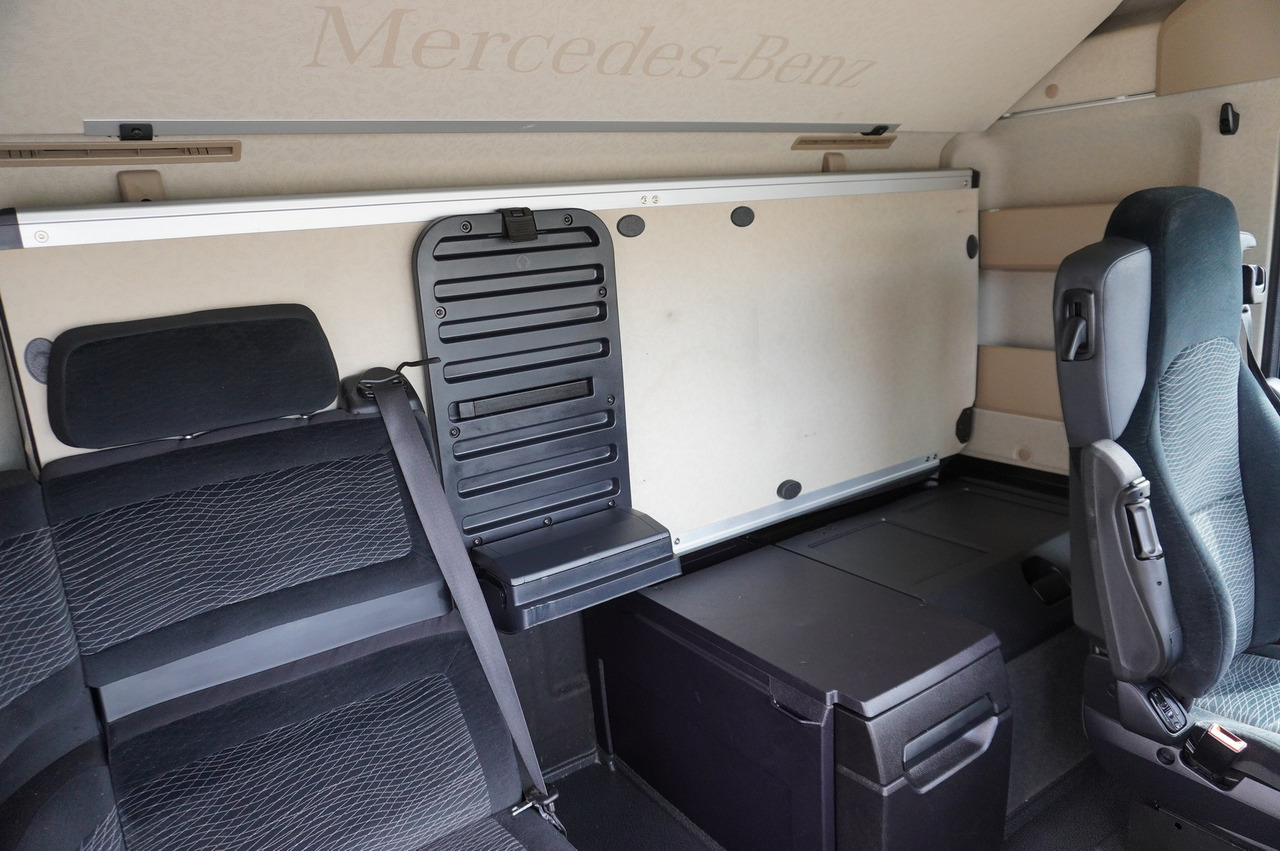 Φορτηγό σασί MERCEDES-BENZ Actros 1840 E6 4x2 / Lounge chair BDF: φωτογραφία 19