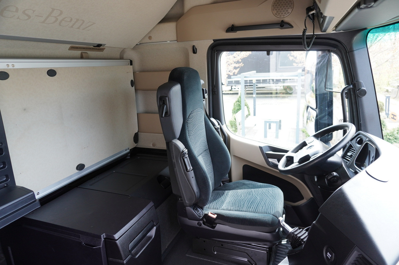 Φορτηγό σασί MERCEDES-BENZ Actros 1840 E6 4x2 / Lounge chair BDF: φωτογραφία 15