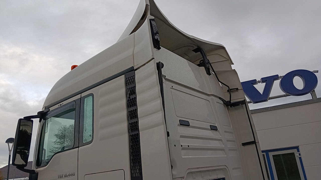 Τράκτορας MAN TGX 18:440 FLT XLX 2xTank Klima Spoiler Kühlbox MAN TGX 18:440 FLT XLX 2xTank Klima Spoiler Kühlbox: φωτογραφία 40 Τράκτορας MAN TGX 18:440 FLT XLX 2xTank Klima Spoiler Kühlbox MAN TGX 18:440 FLT XLX 2xTank Klima Spoiler Kühlbox: φωτογραφία 40