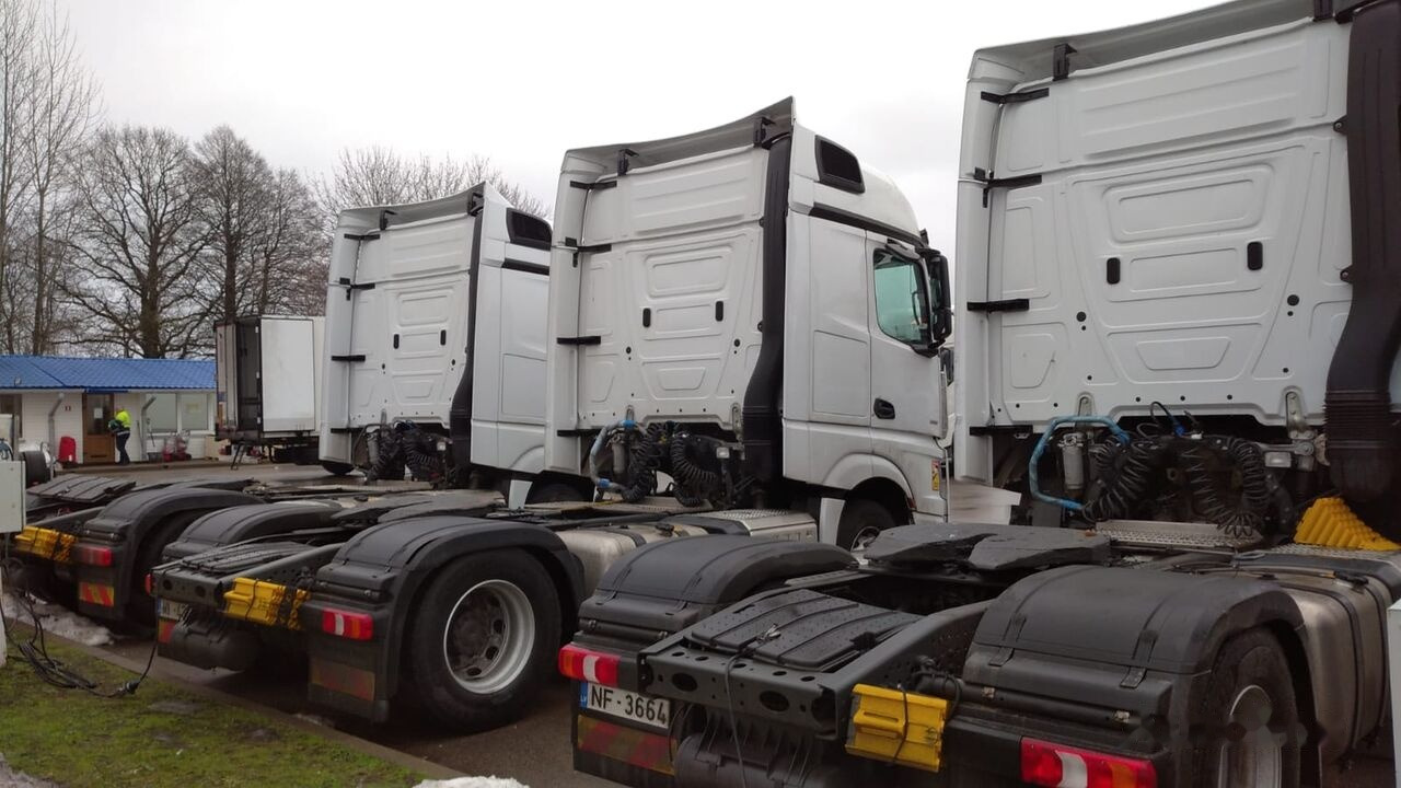 Τράκτορας Mercedes-Benz Actros 1851: φωτογραφία 14